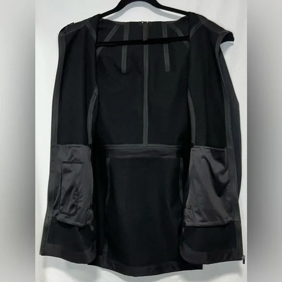 Lululemon Glyde Along Softshell Jacket Water Wind Resistant Outdoor Rain Coat - Picture 15 of 16